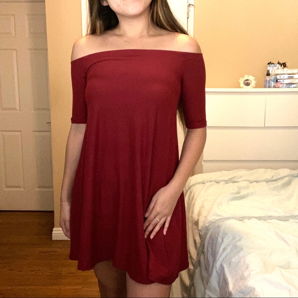 Flowy red off the shoulder dress